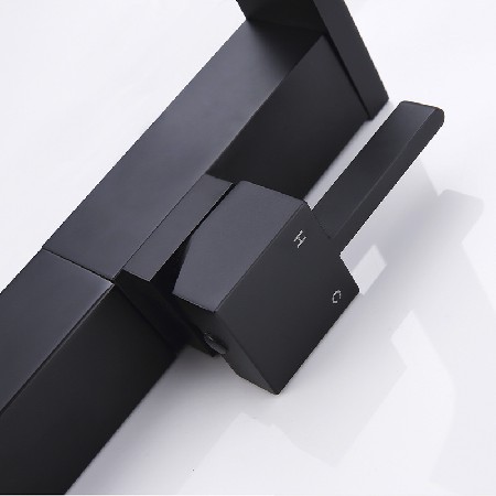 Cross border all copper single connected bathroom floor faucet, European style bathtub faucet, cold and hot vertical cylinder edge faucet, customized